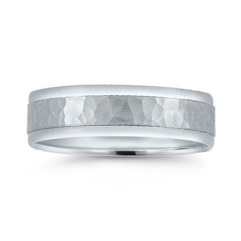 Novell Hammered Wedding Band