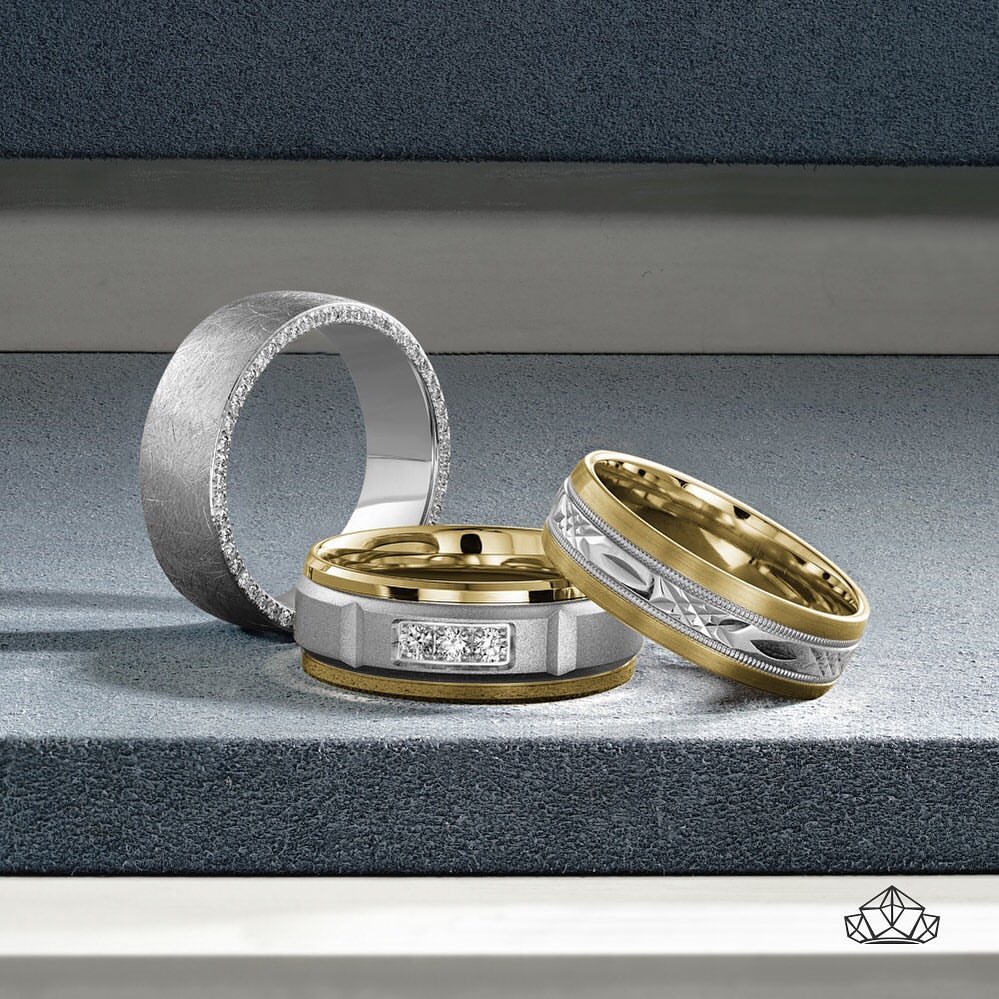 Crown Ring Gentlemen's Wedding Bands