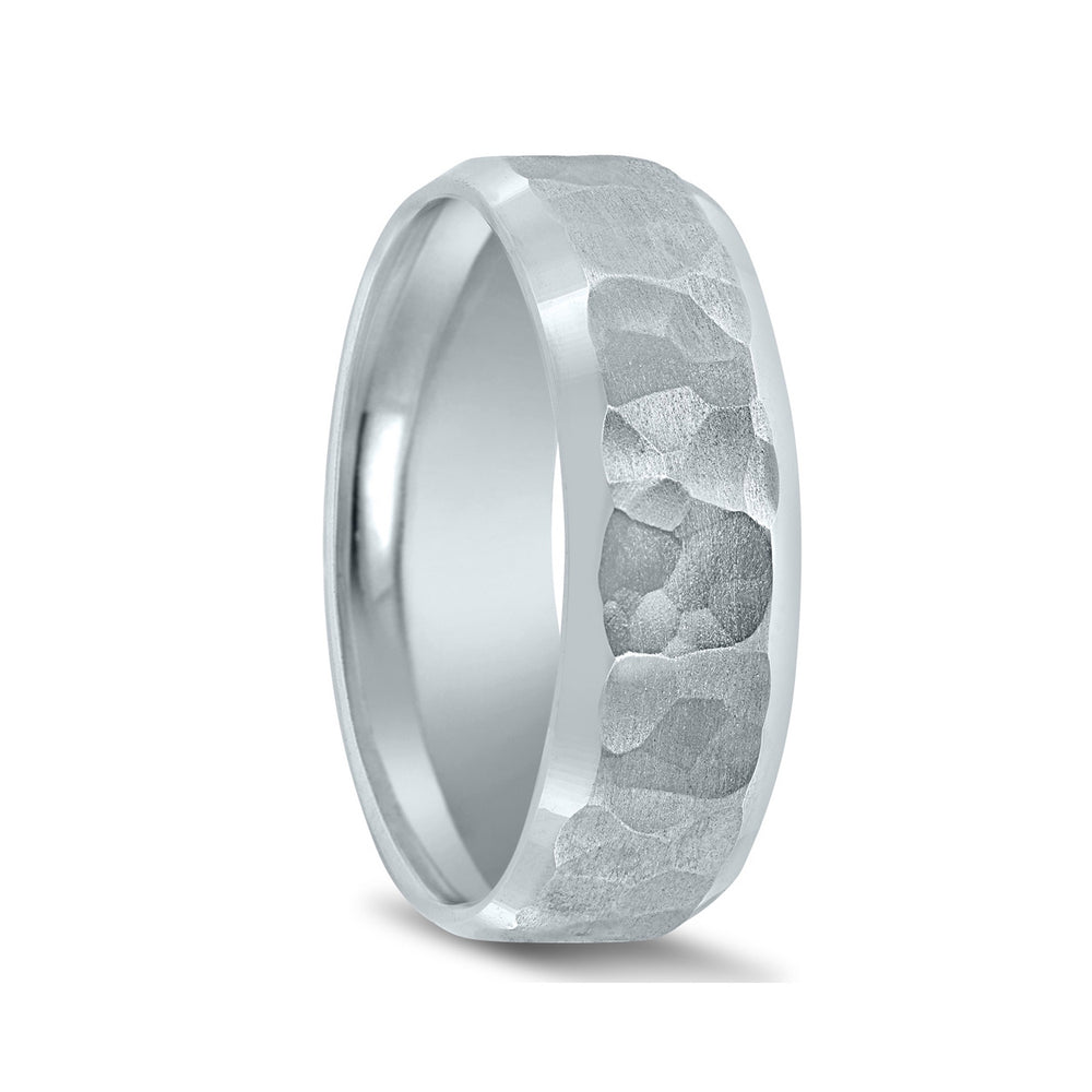 Novell Hammered Wedding Band